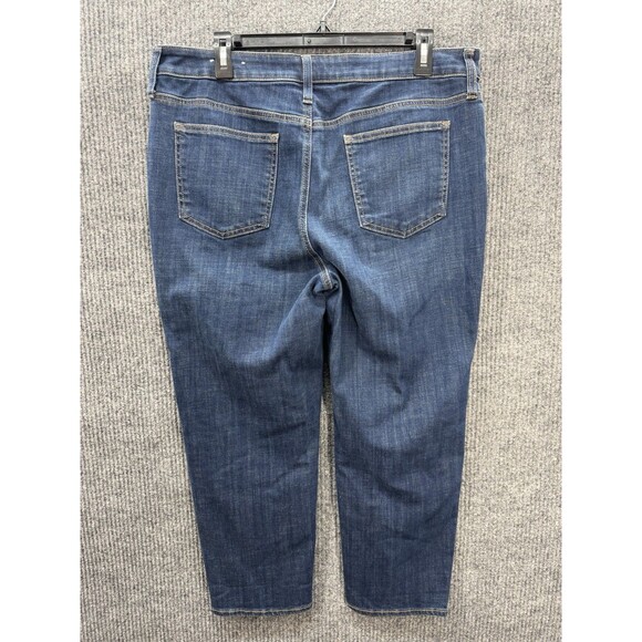 Chicos Jeans Size 2/12US So Slimming Girlfriend Slim Leg Crop Dark Wash Stretch - Picture 3 of 11